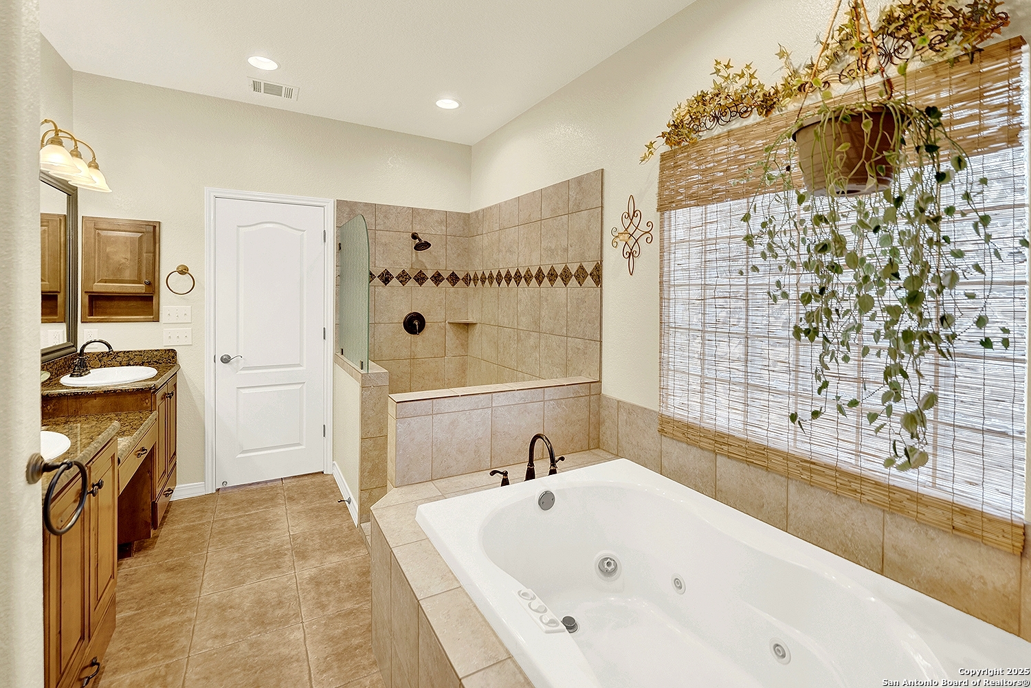383 Rosewood La Vernia TX 78121