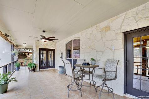 383 Rosewood La Vernia TX 78121