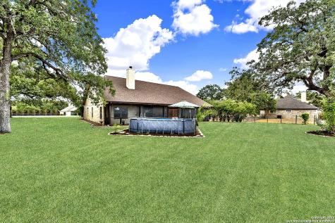 383 Rosewood La Vernia TX 78121