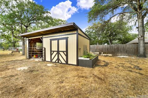 383 Rosewood La Vernia TX 78121
