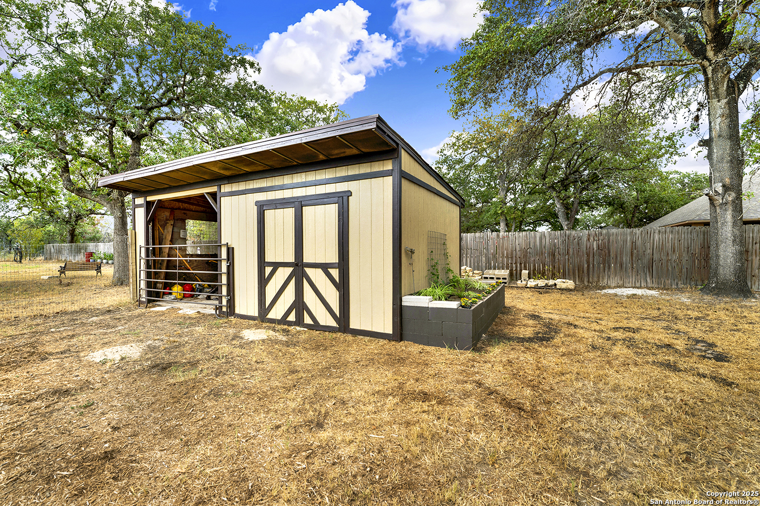 383 Rosewood La Vernia TX 78121