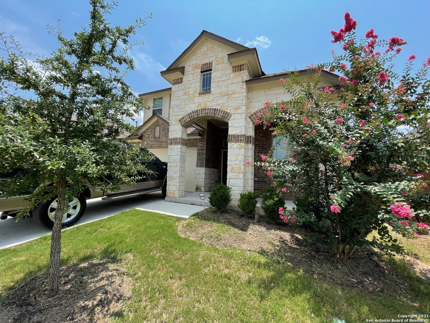 9031 La Junta San Antonio TX 78254