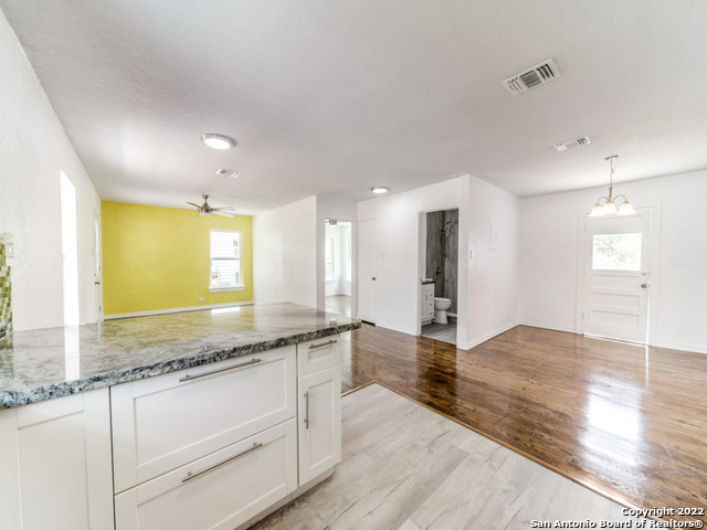 210 Venice San Antonio TX 78201