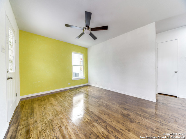 210 Venice San Antonio TX 78201