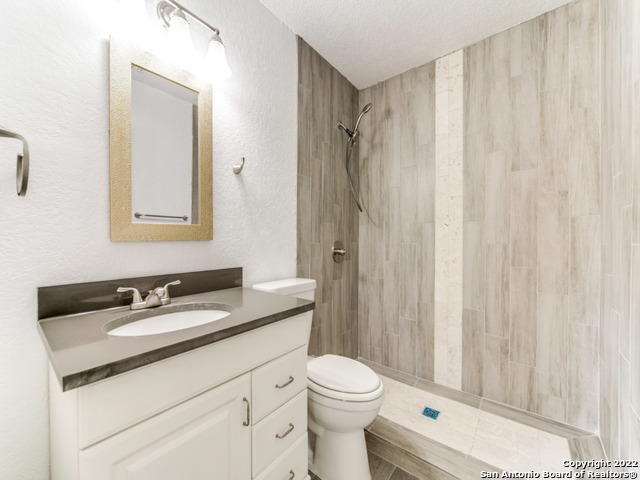210 Venice San Antonio TX 78201