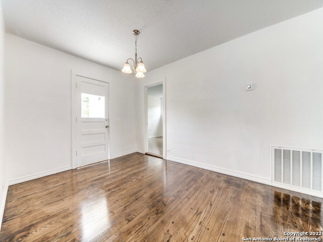210 Venice San Antonio TX 78201