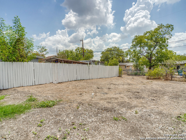 210 Venice San Antonio TX 78201