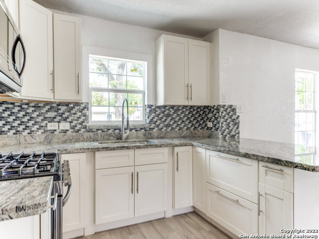 210 Venice San Antonio TX 78201