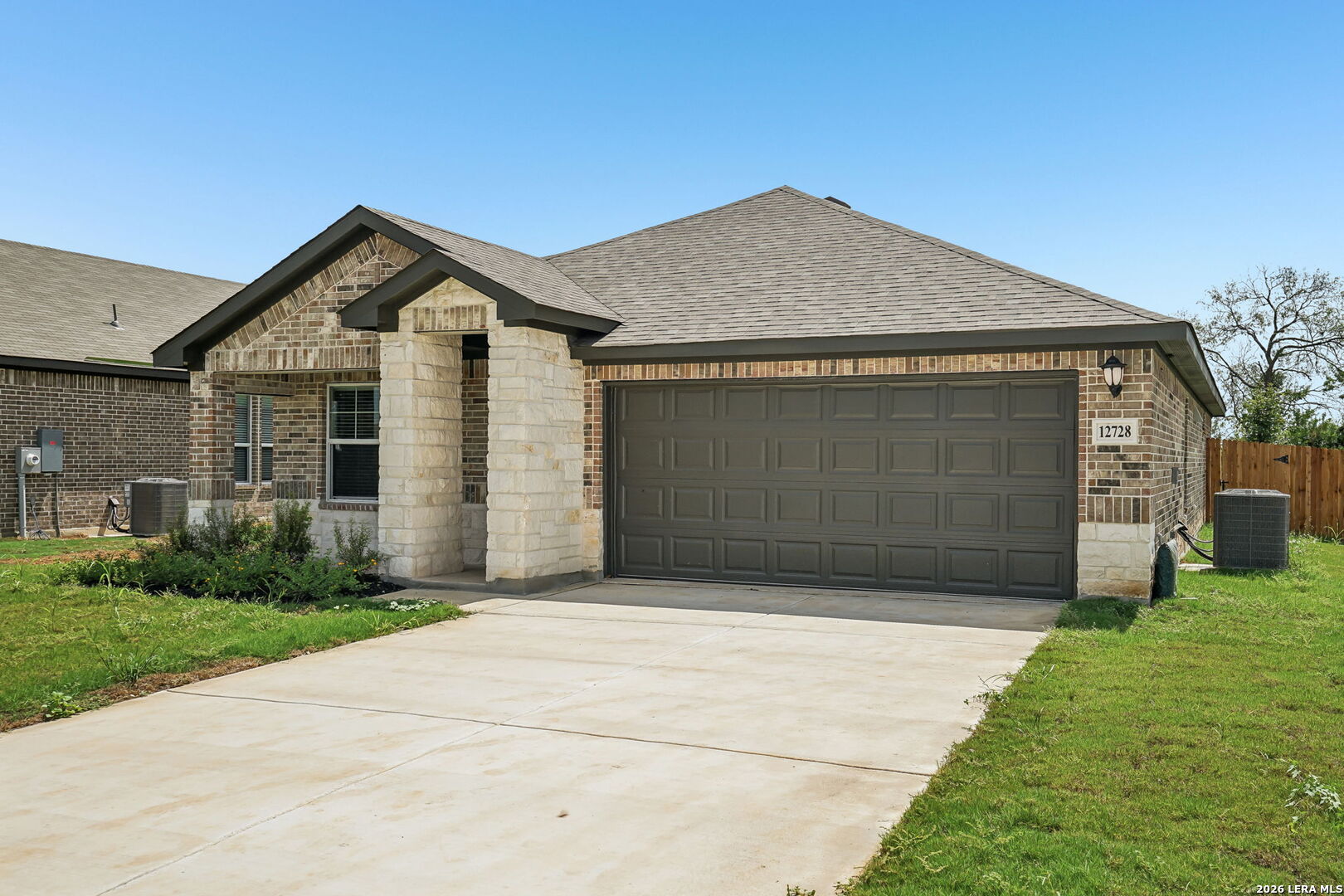 12728 Winding Butte Schertz TX 78154