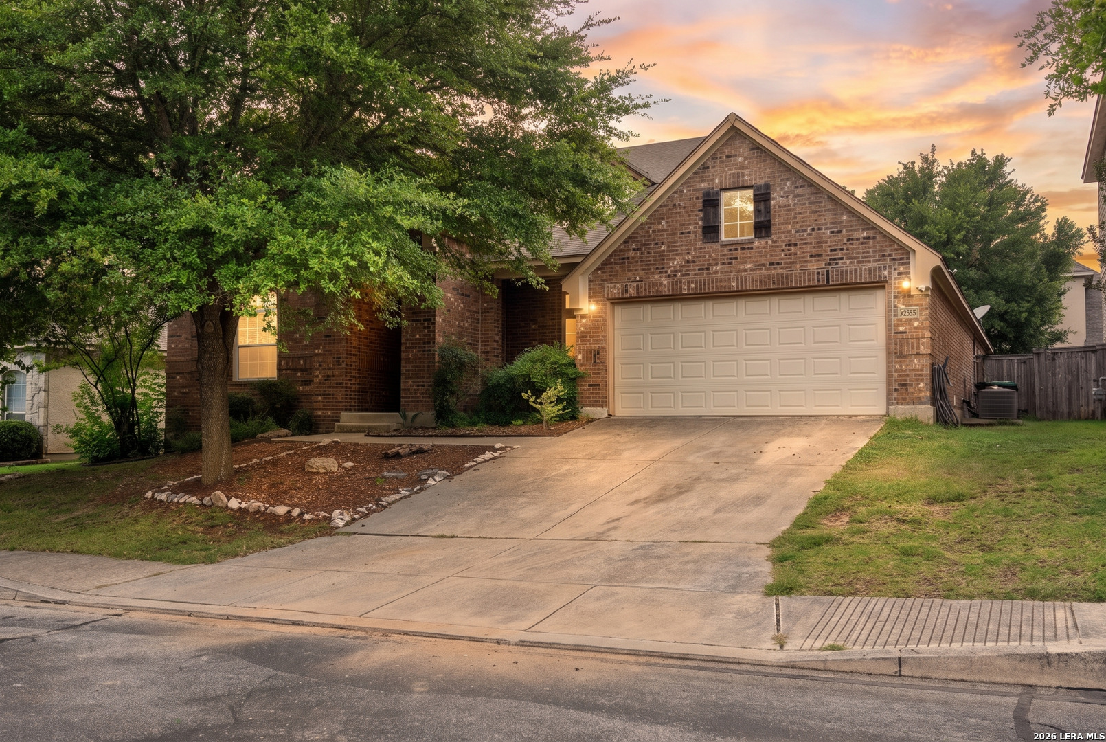 24823 White Creek San Antonio TX 78255