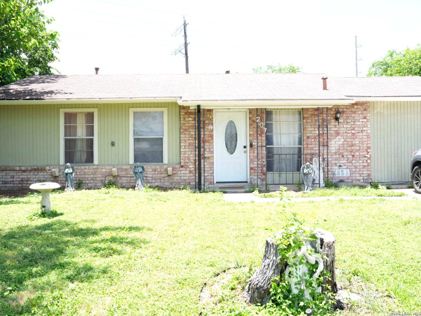 207 Lynhaven Drive San Antonio TX 78220