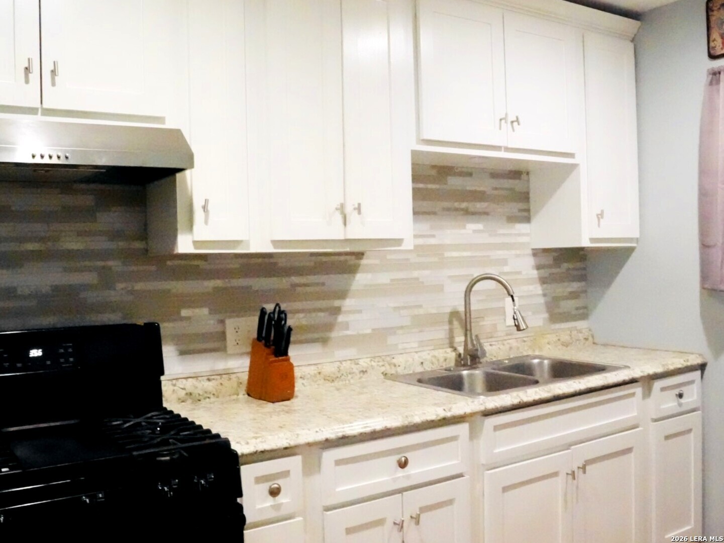 207 Lynhaven Drive San Antonio TX 78220