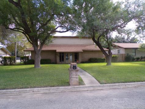 145 William Street Uvalde TX 78801