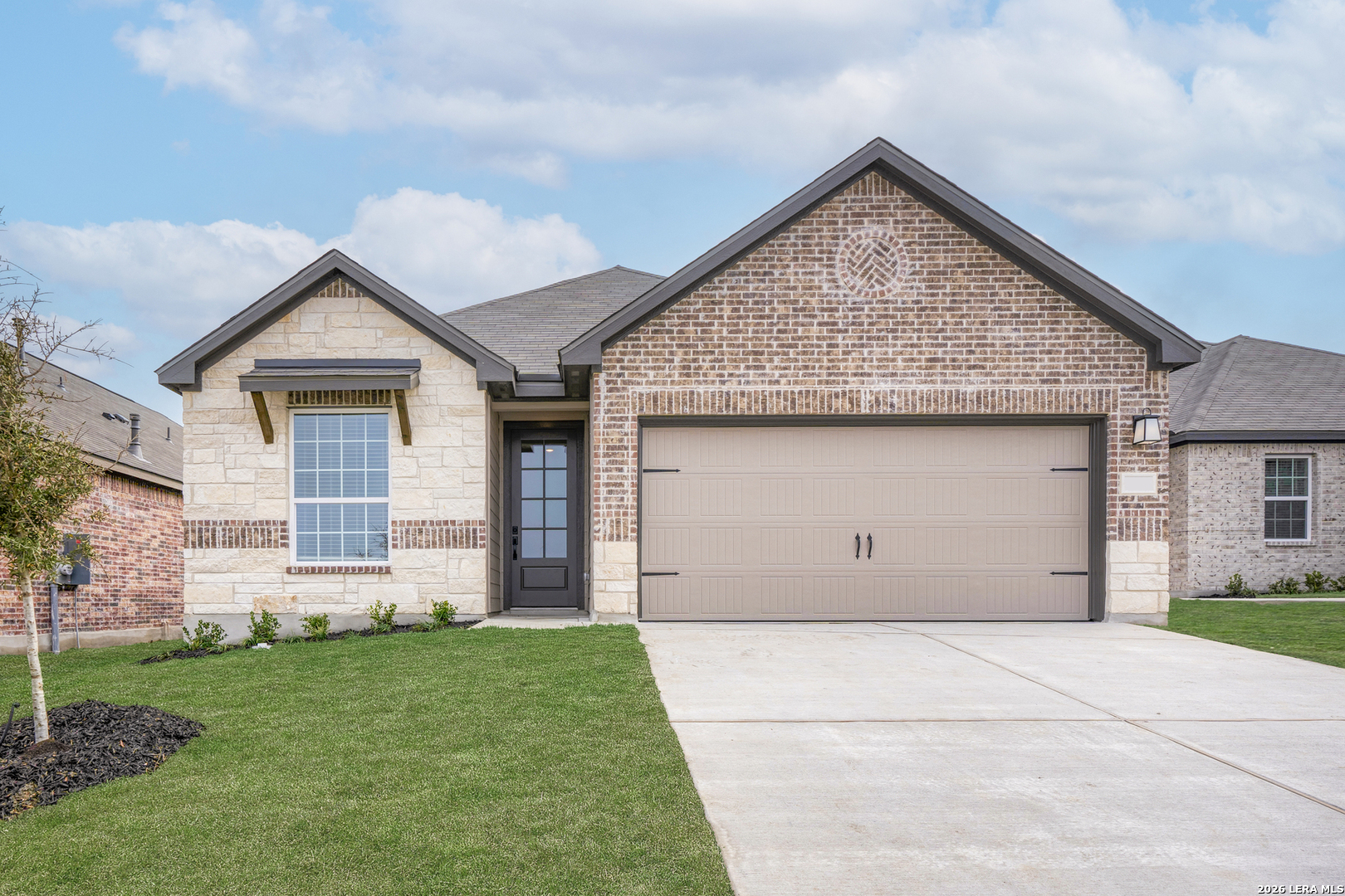 6627 Thorpe Hollow Converse TX 78109