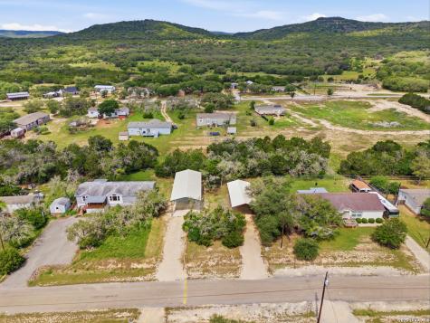 390 Pr 1507 Bandera TX 78003