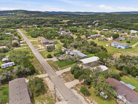 390 Pr 1507 Bandera TX 78003