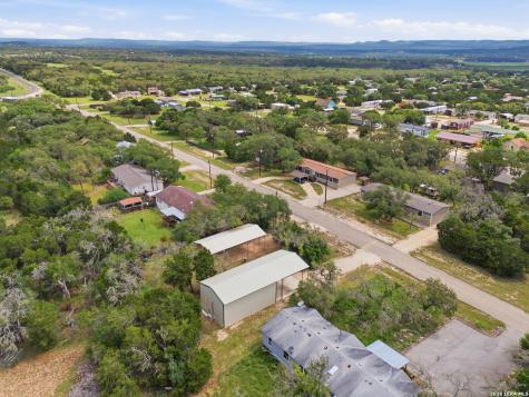 390 Pr 1507 Bandera TX 78003