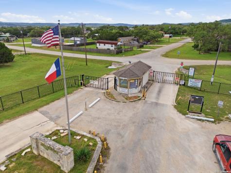390 Pr 1507 Bandera TX 78003