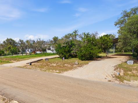 390 Pr 1507 Bandera TX 78003