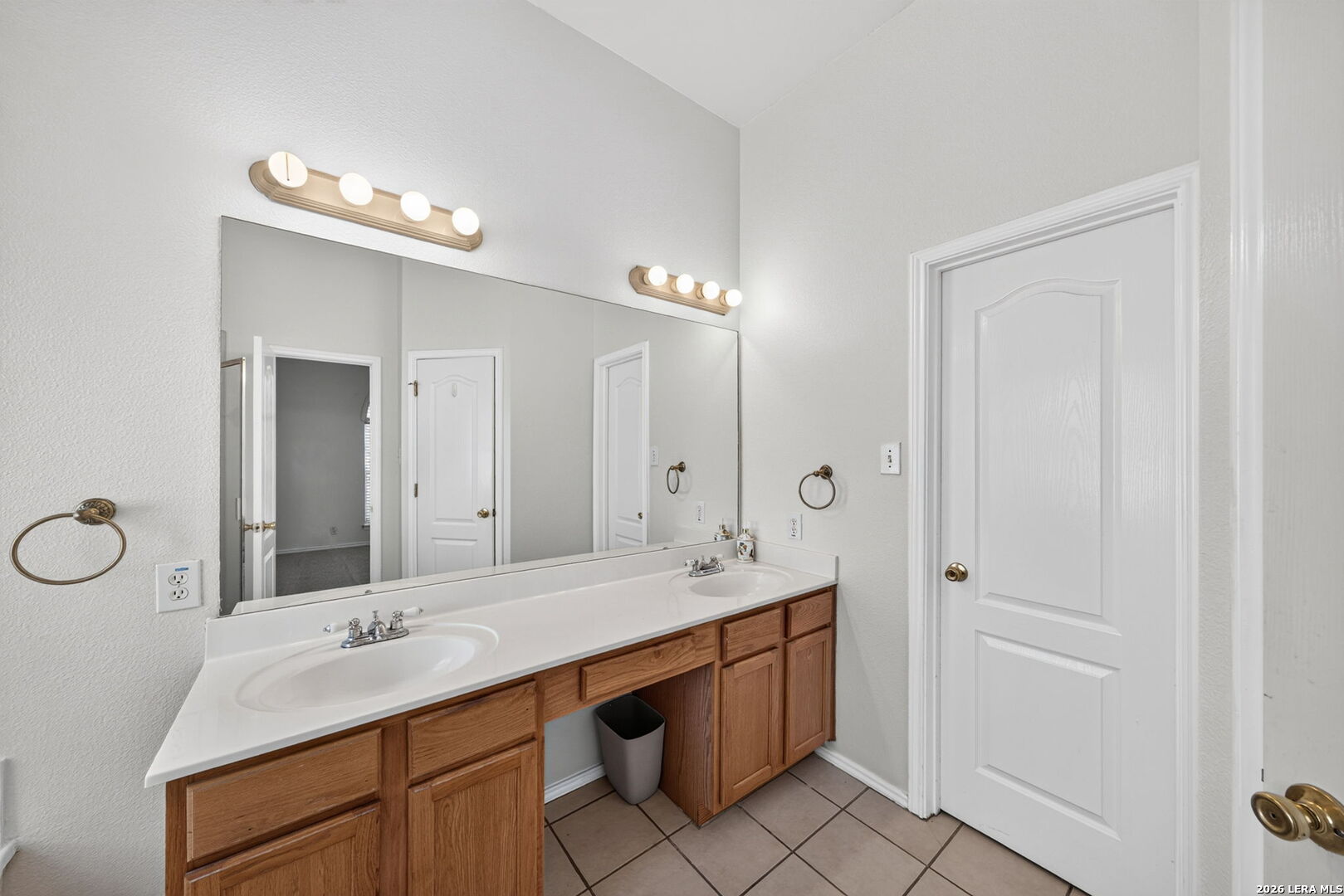 6018 Wood Bayou San Antonio TX 78249