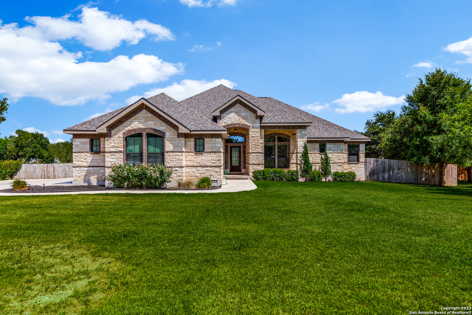 119 Signal Hill Seguin TX 78155
