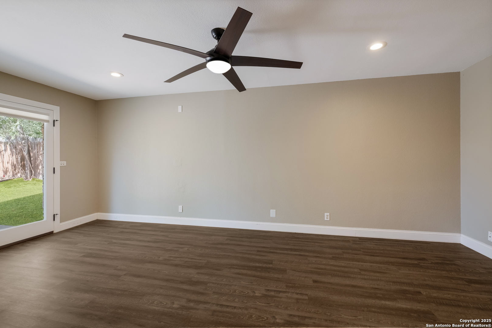 8715 Bridington San Antonio TX 78239