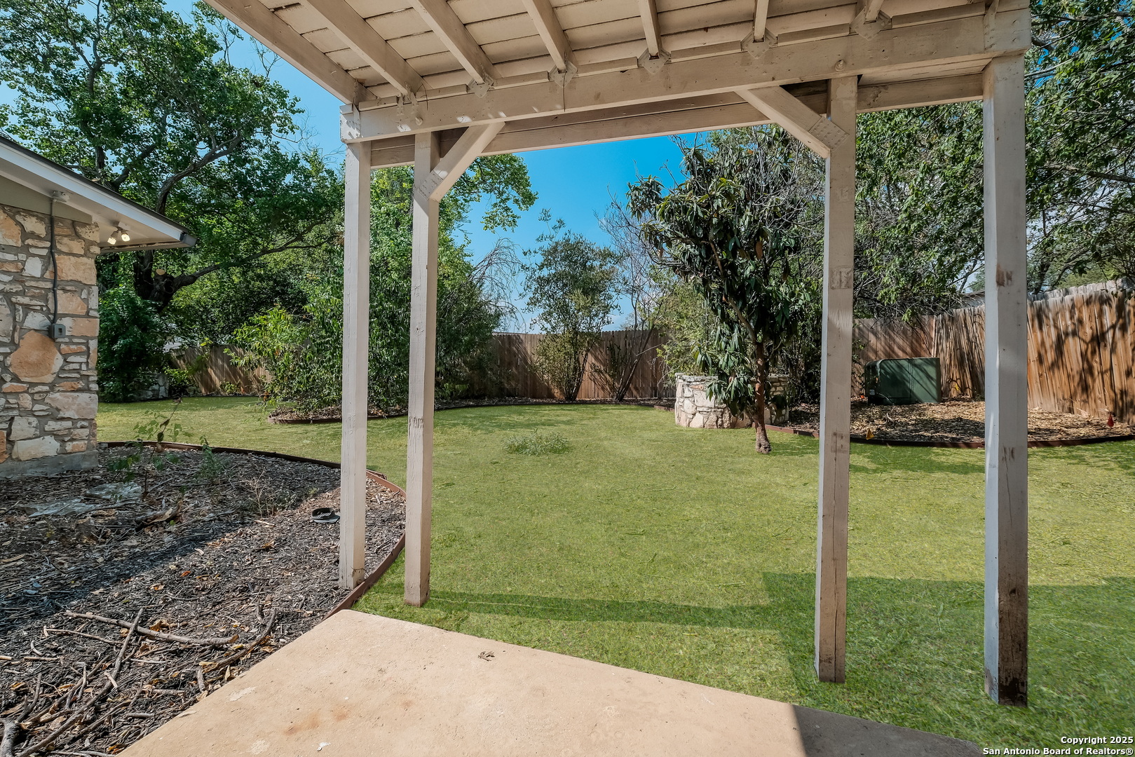 8715 Bridington San Antonio TX 78239