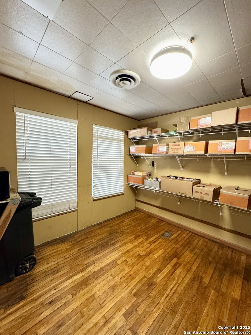 607 W Theo Avenue San Antonio TX 78225