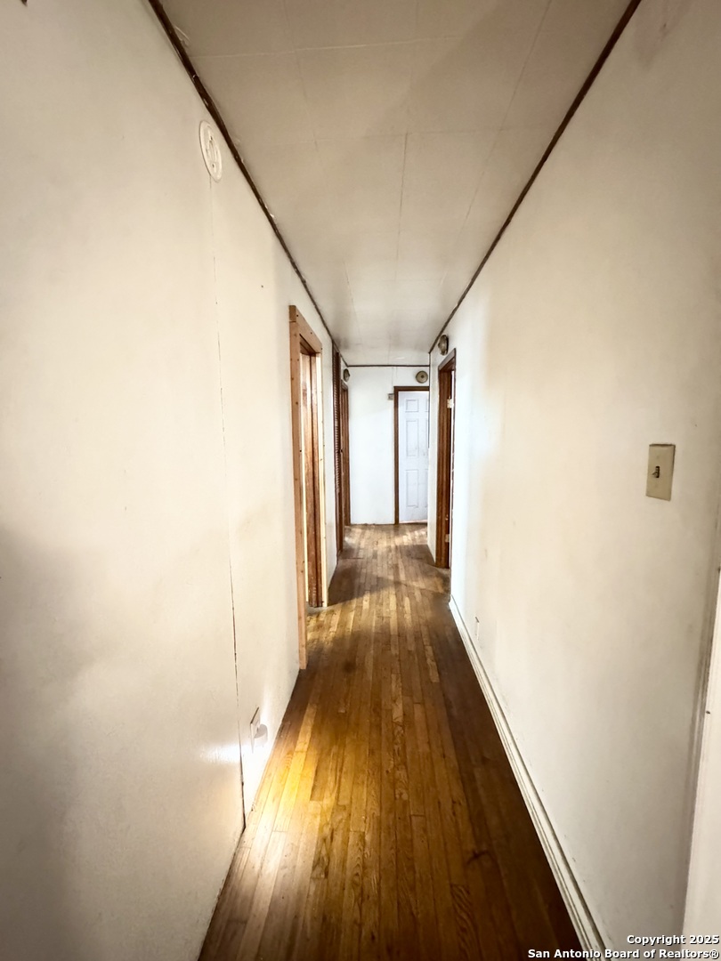 607 W Theo Avenue San Antonio TX 78225