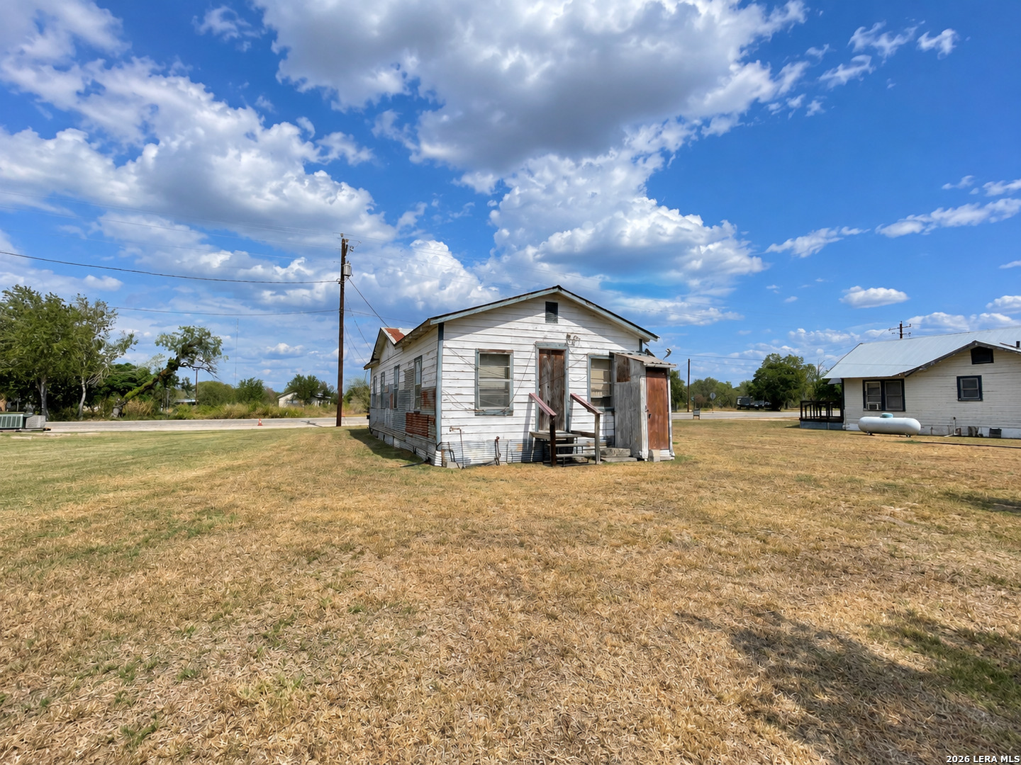 3030 Commerce Campbellton TX 78064