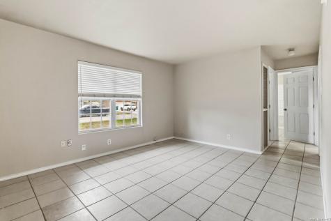 322 W Aviation Boulevard Universal City TX 78148