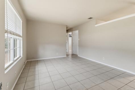 322 W Aviation Boulevard Universal City TX 78148