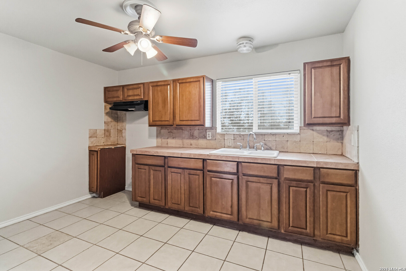 322 W Aviation Boulevard Universal City TX 78148