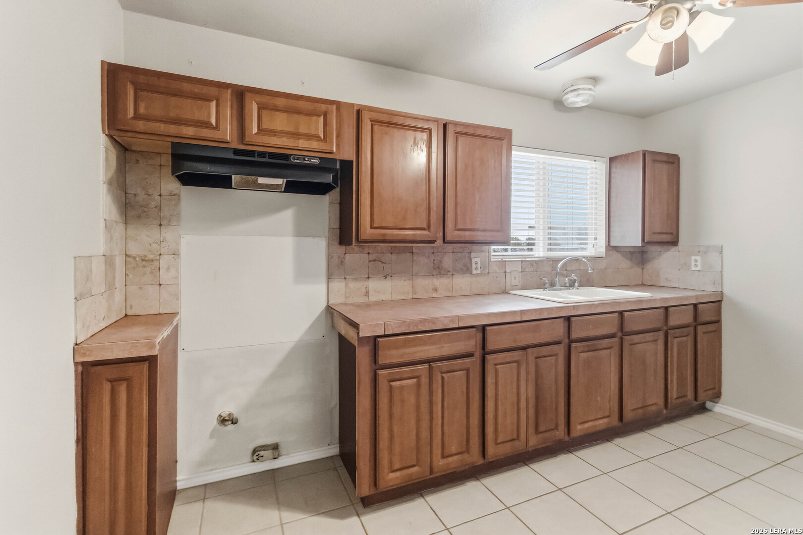 322 W Aviation Boulevard Universal City TX 78148