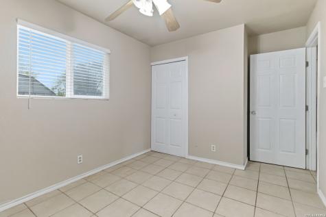 322 W Aviation Boulevard Universal City TX 78148