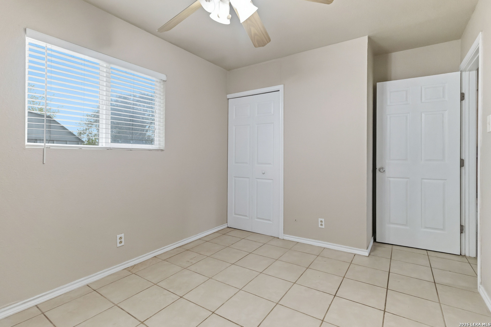 322 W Aviation Boulevard Universal City TX 78148