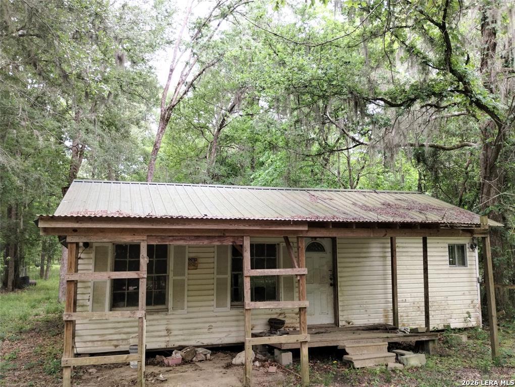 134 County Road 2862 Cleveland TX 77327