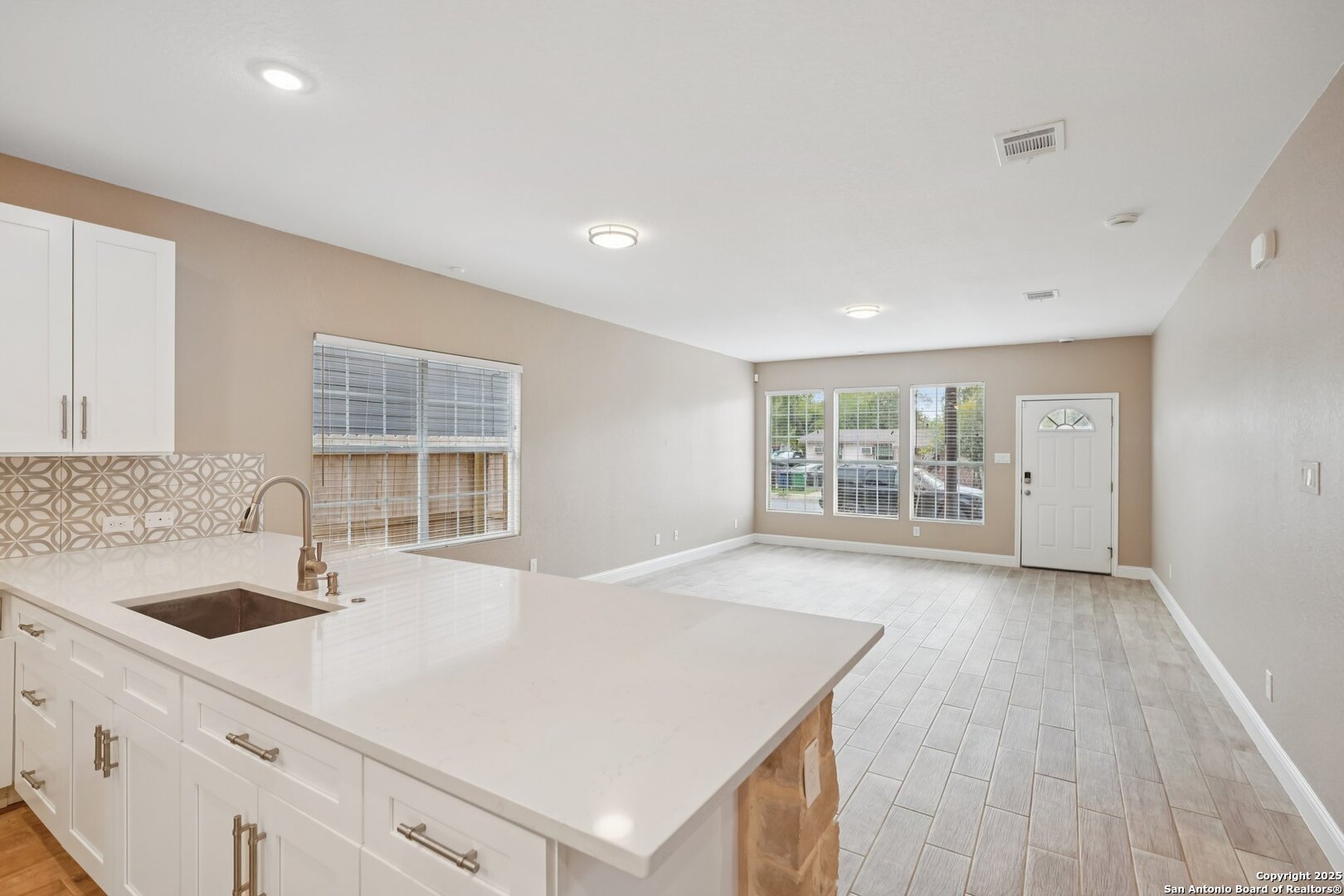 167 Hopi San Antonio TX 78211