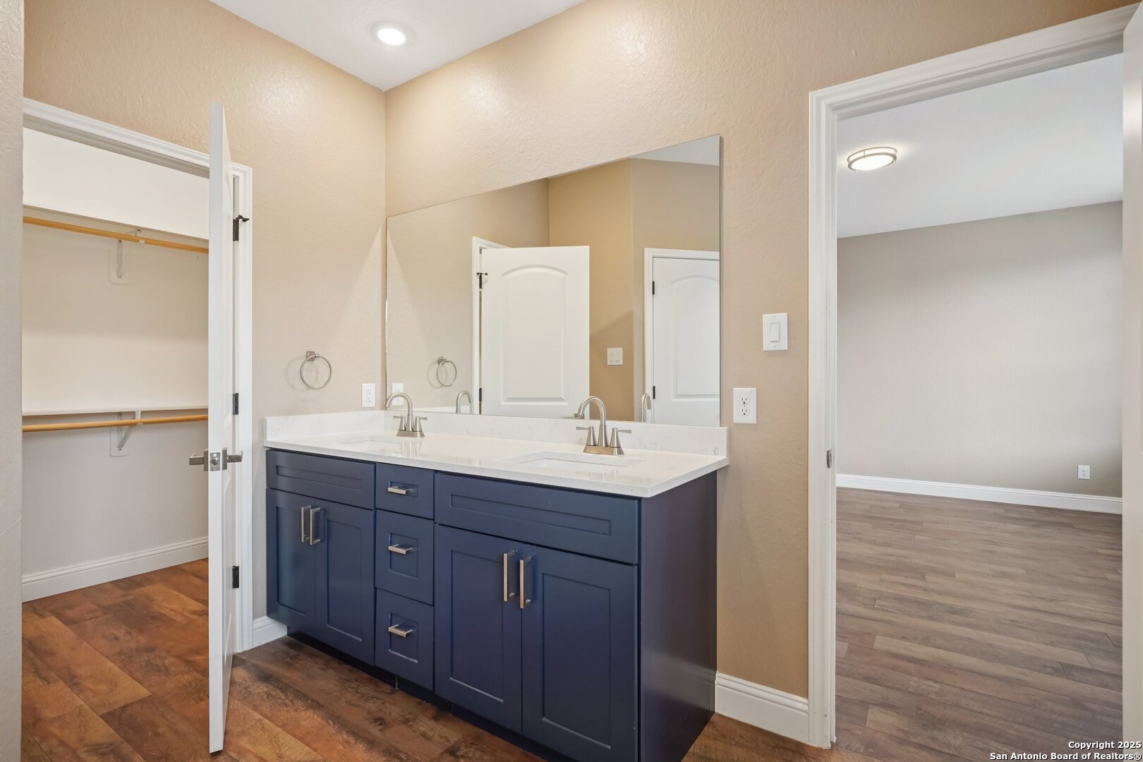 167 Hopi San Antonio TX 78211