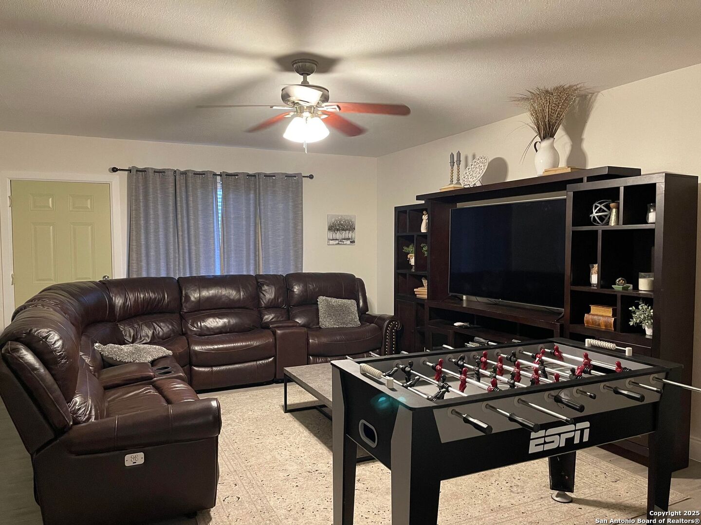 101 Furlong Drive Universal City TX 78148