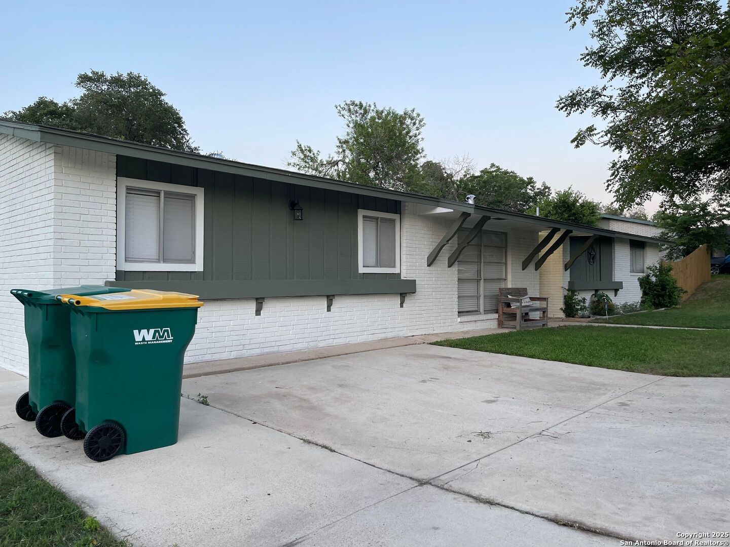 101 Furlong Drive Universal City TX 78148