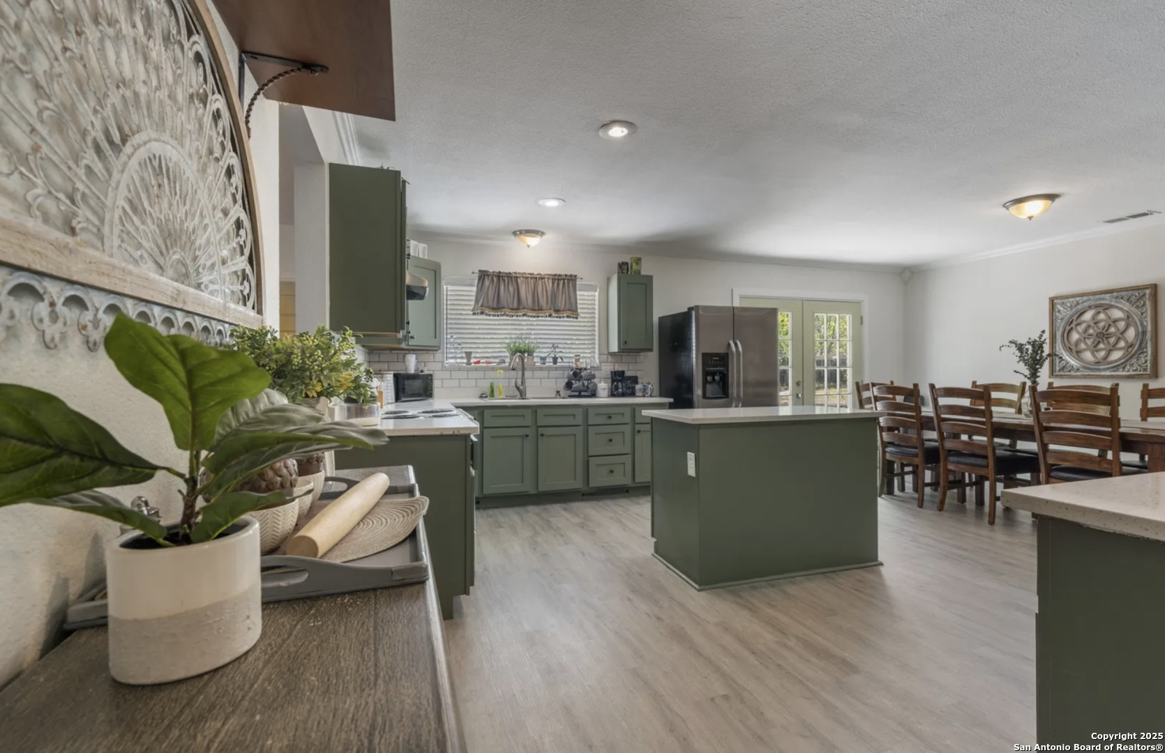 101 Furlong Drive Universal City TX 78148