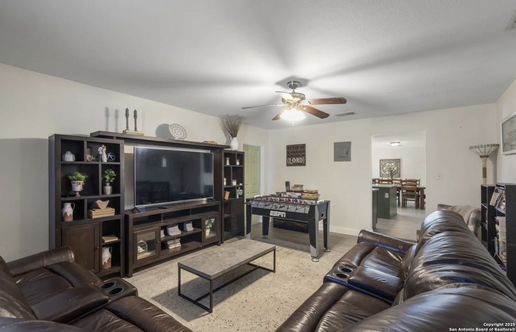 101 Furlong Drive Universal City TX 78148