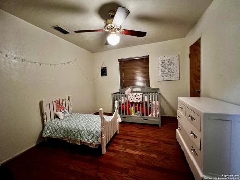 707 Loma Vista Kenedy TX 78119