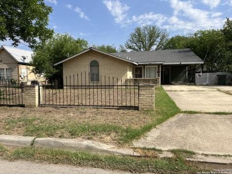 309 W Mill Street Uvalde TX 78801