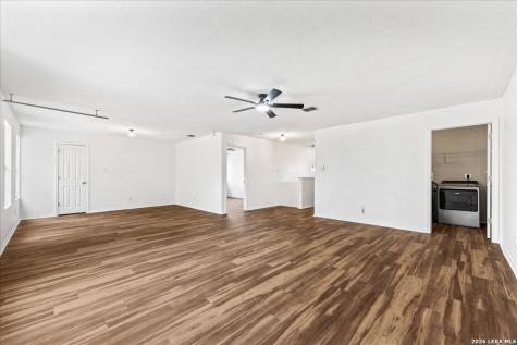 6718 Loma Vino San Antonio TX 78233