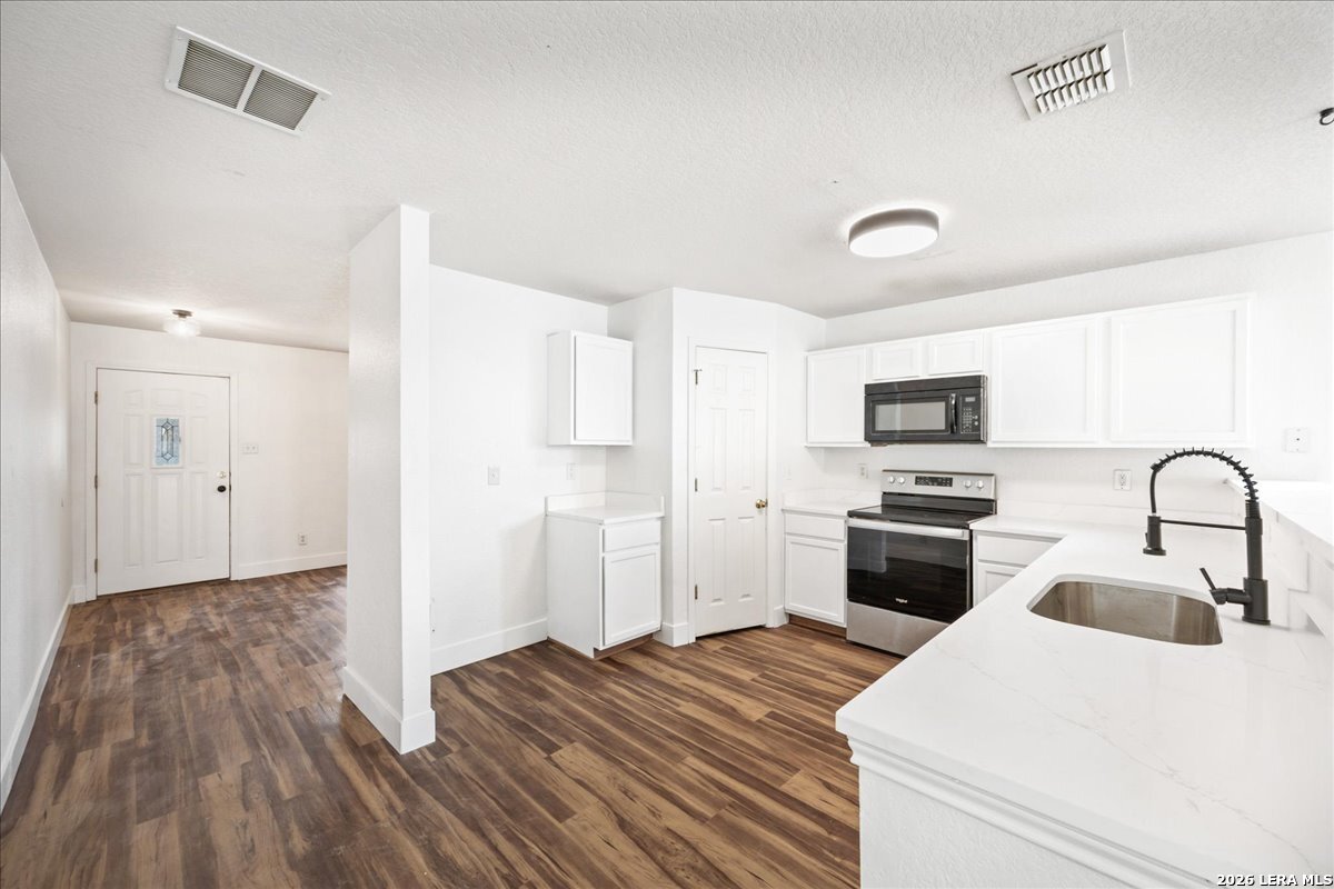 6718 Loma Vino San Antonio TX 78233