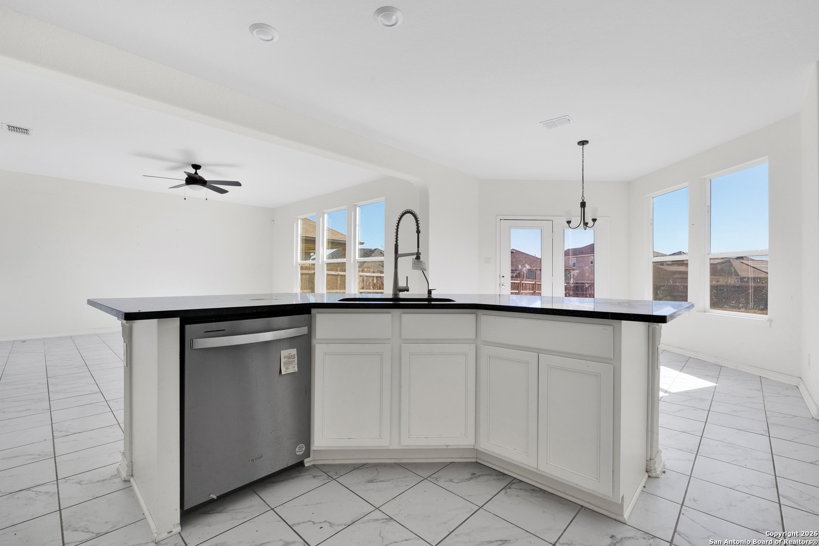 7826 Kingfisher Lodge San Antonio TX 78253