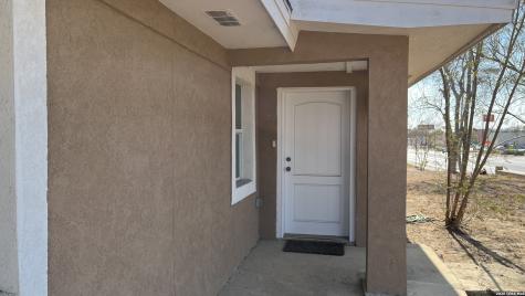1305 N 1st Carrizo Springs TX 78834