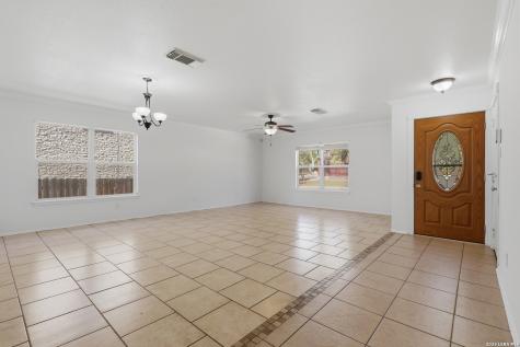 10434 Manor Creek San Antonio TX 78245